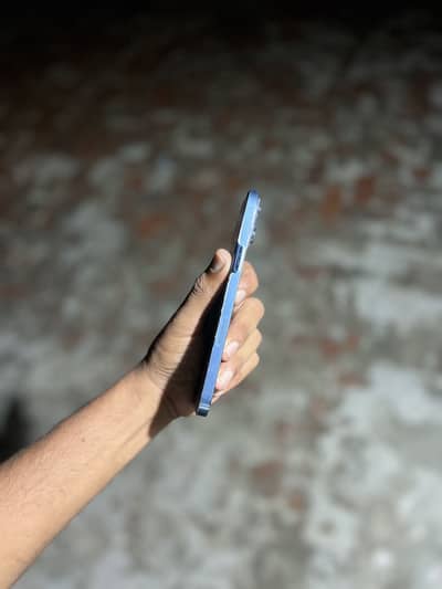 IPhone 13 Pro Max factory unlock waterpack 76 health