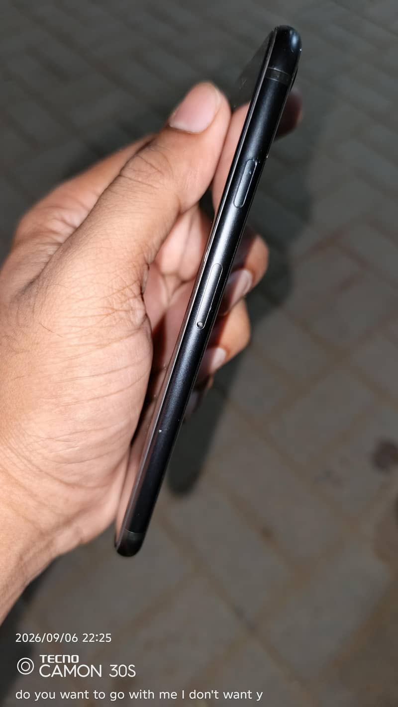 Apple iPhone SE 3