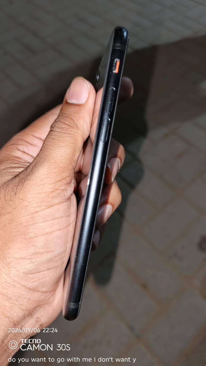 Apple iPhone SE 4