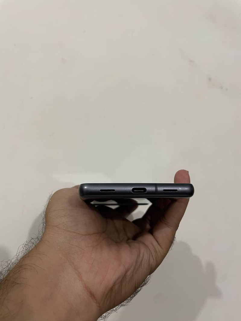 Google Pixel 7a 2