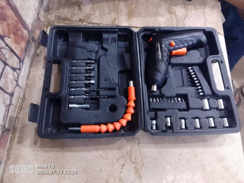 Electric drill Scrow driver 1
