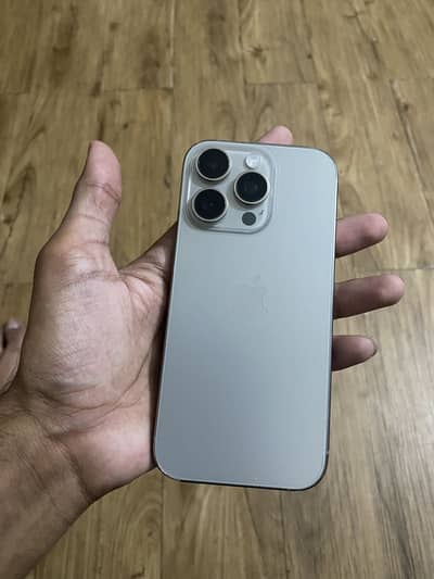 Apple iPhone 16 Pro