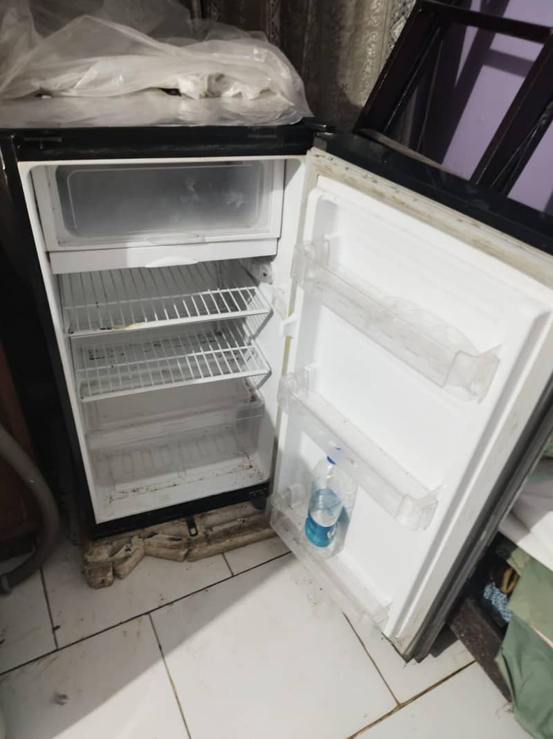 Mini fridge 1