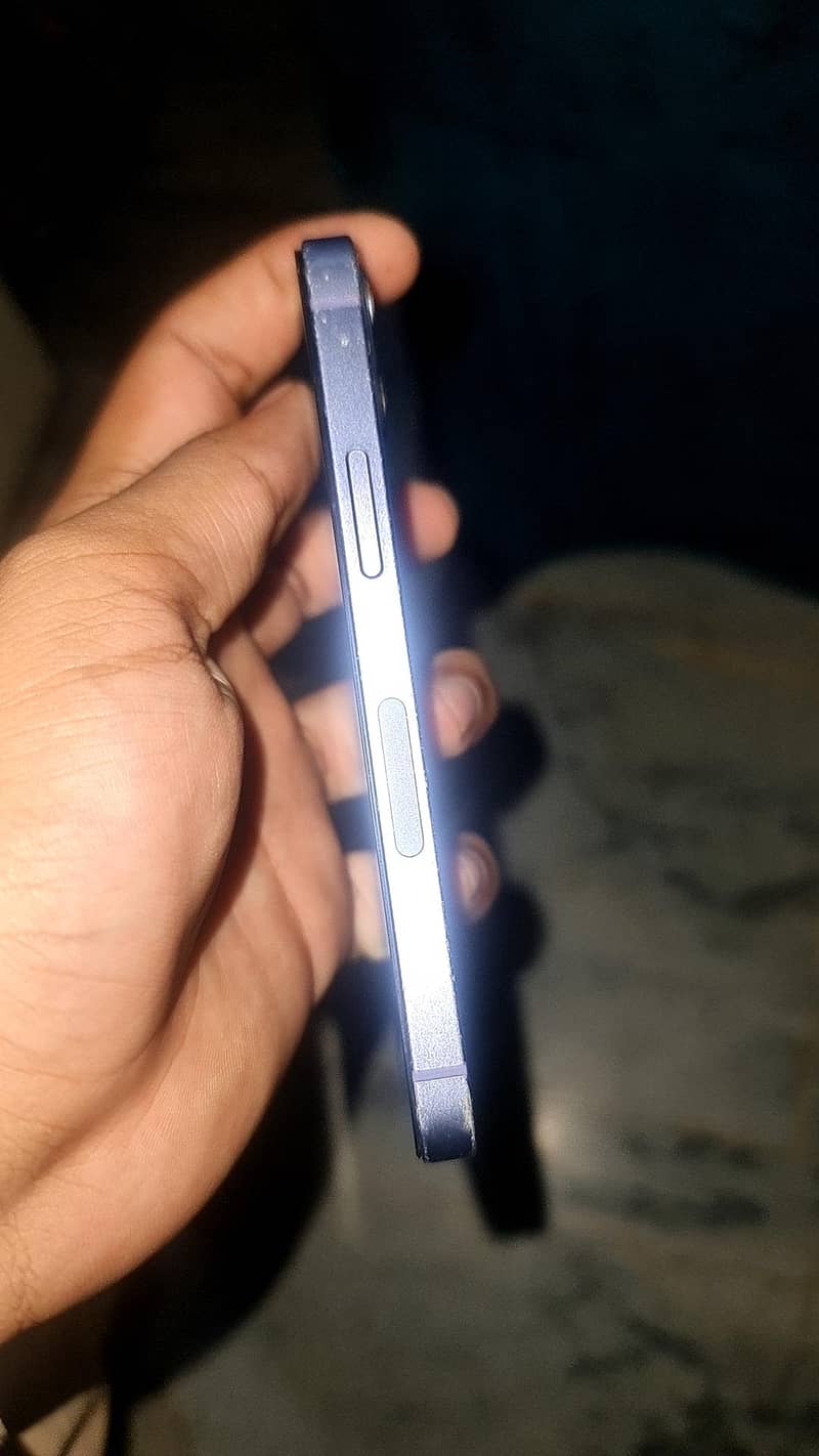 iphone 12 mini 1