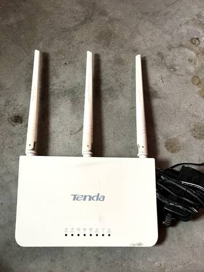 Tenda N301 N300 WiFi Router – 3 Antenna – Good Condition