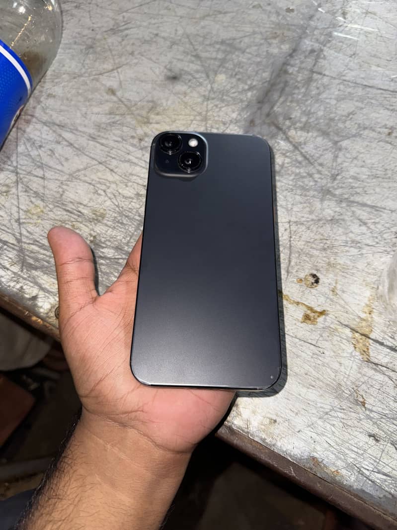 Apple iPhone 15 plus 4