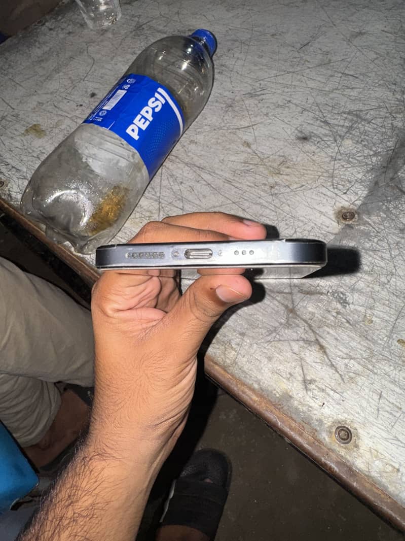 Apple iPhone 15 plus 7
