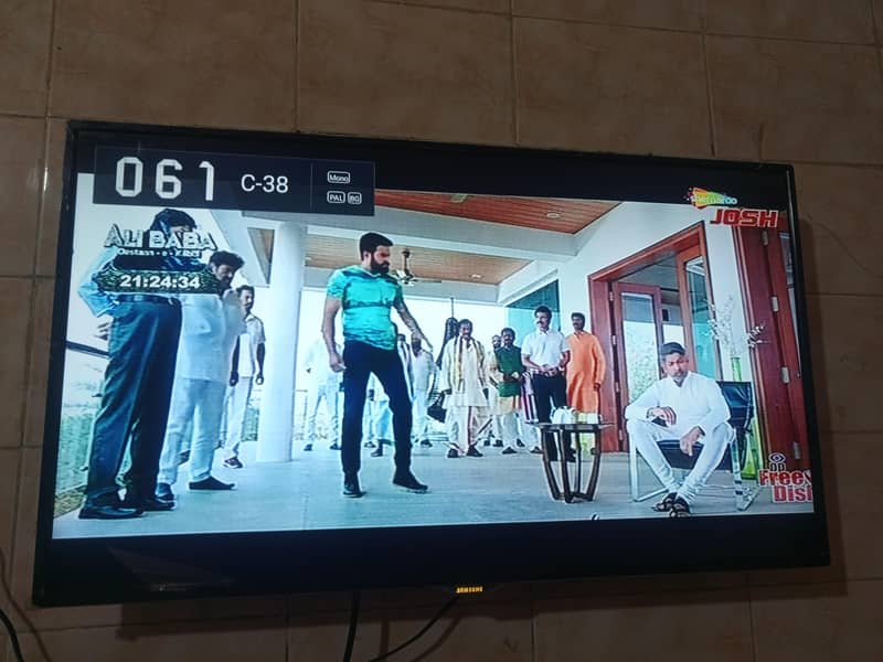 LED 43" Android 2