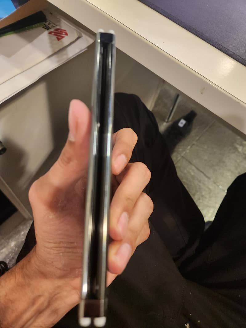 Microsoft Surface Duo 2 5