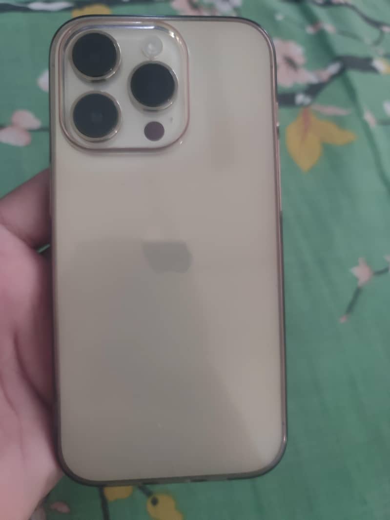 Apple iPhone 14 Pro 0