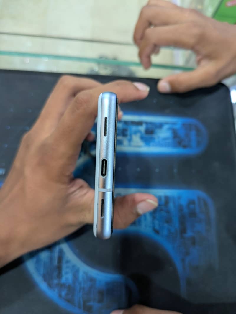 Google Pixel 7a 1