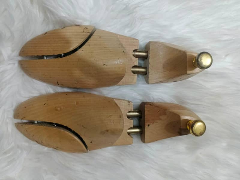 shoetrees 4