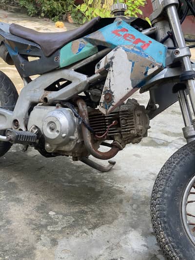 KICK START PETROL SMALL BIKE FOR CHILDREN