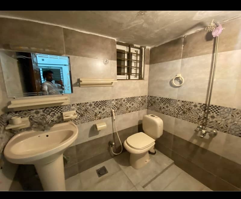 10 Mara Upper Portion For Rent with All Basic Necessities 3