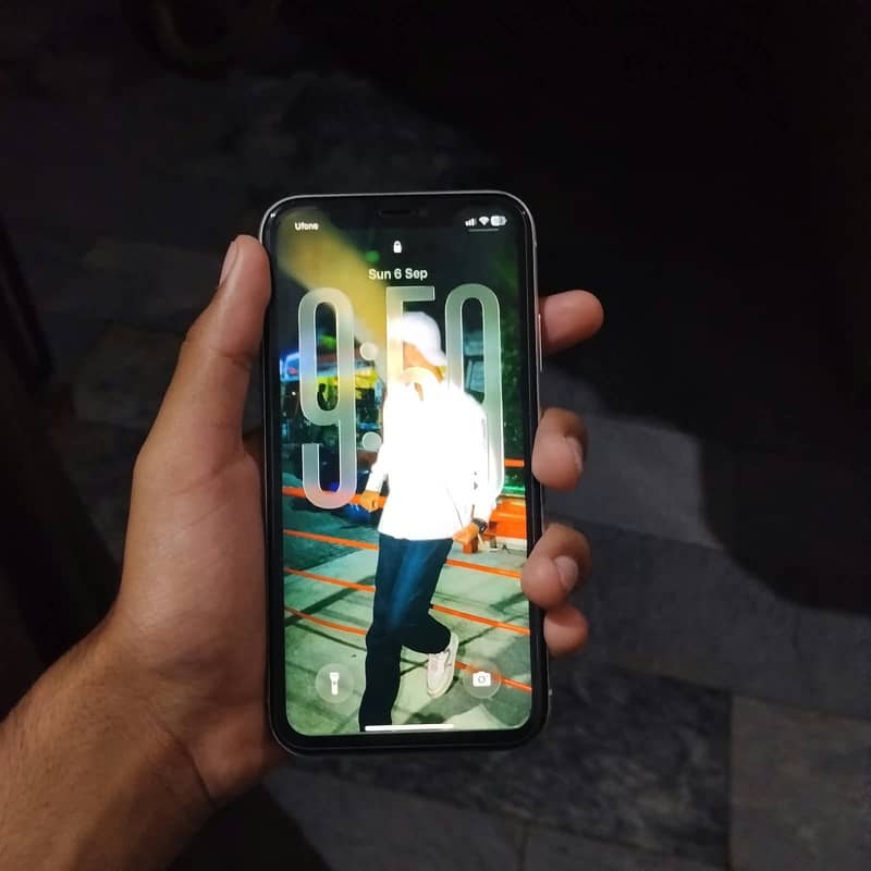 Apple iPhone 11 1