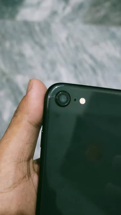 Apple iPhone SE 2020