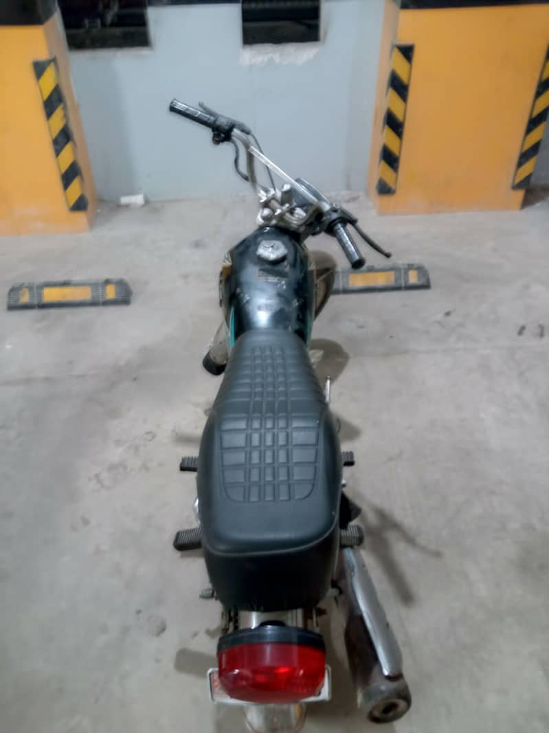 Unique 125 6