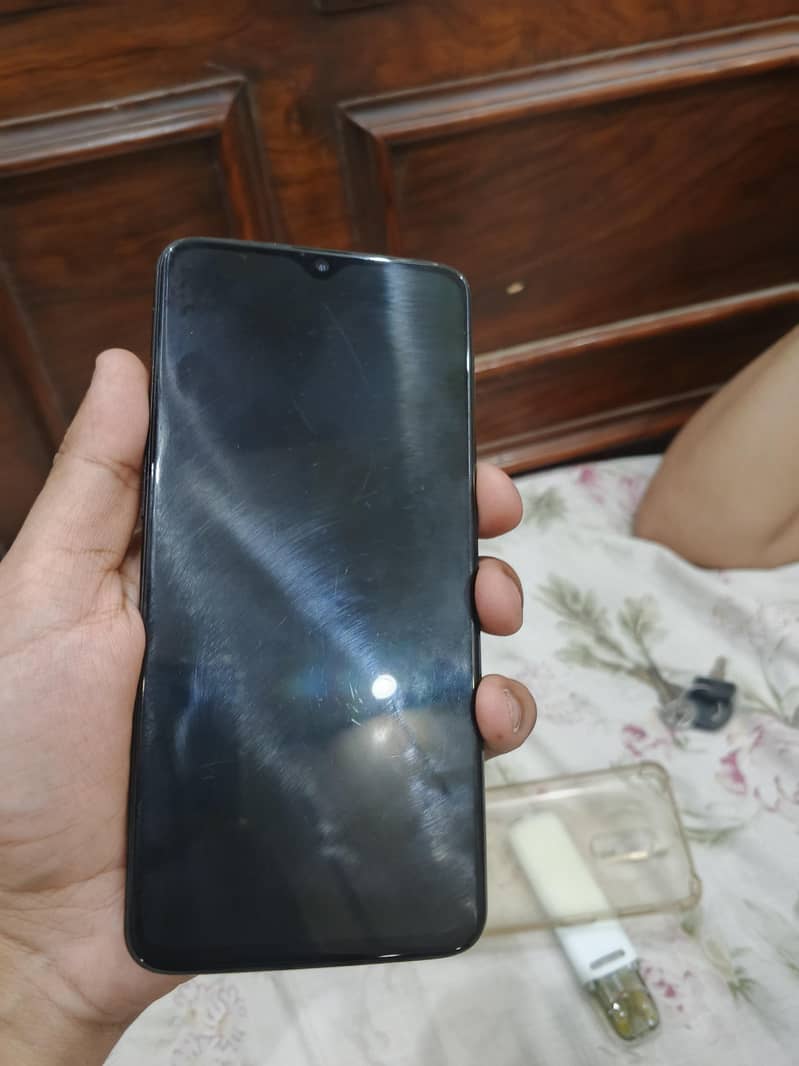 One Plus 6T 1