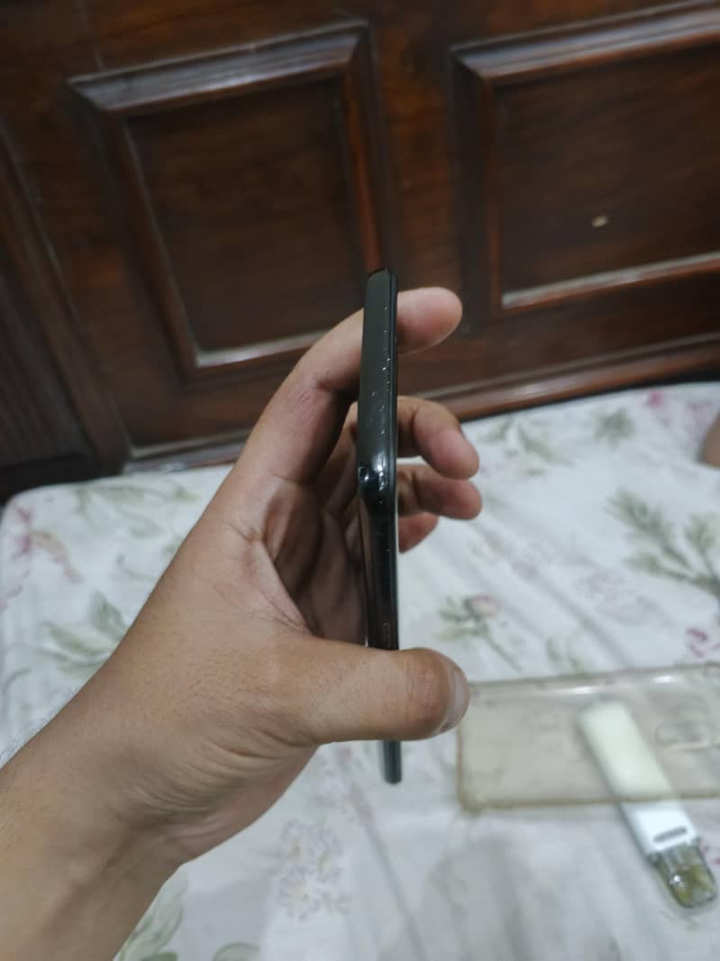 One Plus 6T 3