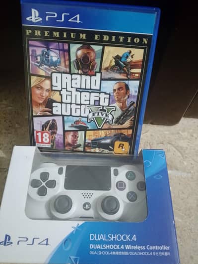 ps4 controller with GTA 5 premium disc