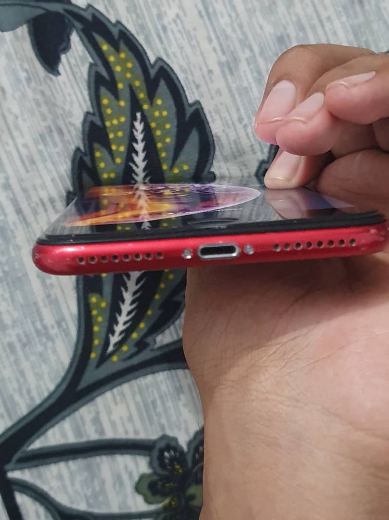 Apple iPhone 8 Plus 1
