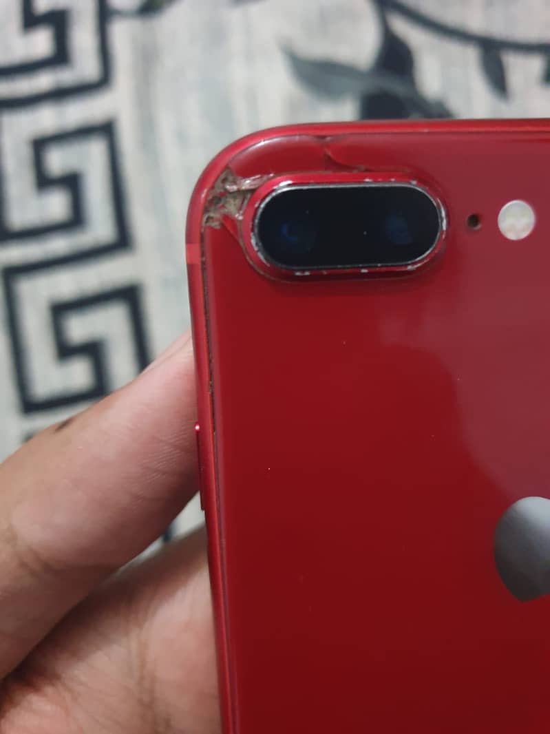Apple iPhone 8 Plus 2