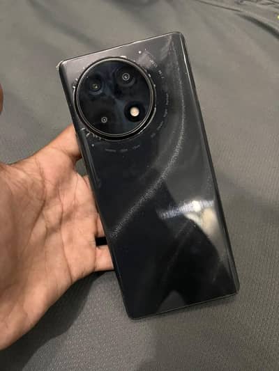 Tecno CAMON 30S