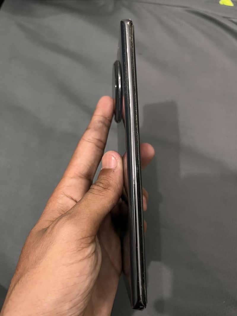 Tecno CAMON 30S 5