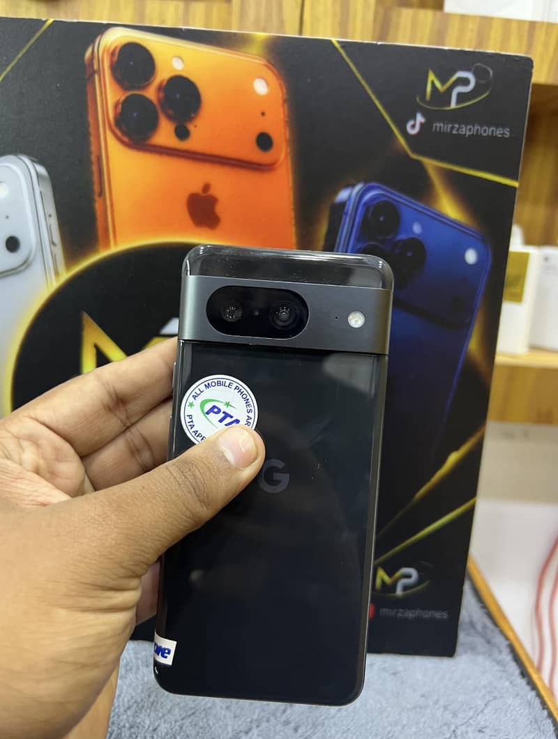 Google Pixel 8 4