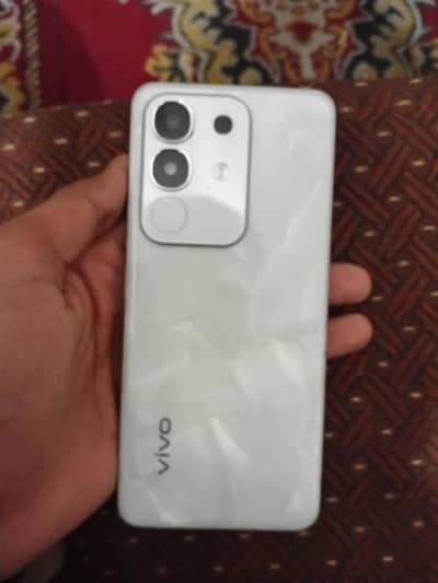 Vivo V29