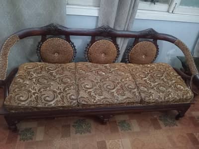 5 seatersofa set brown colour