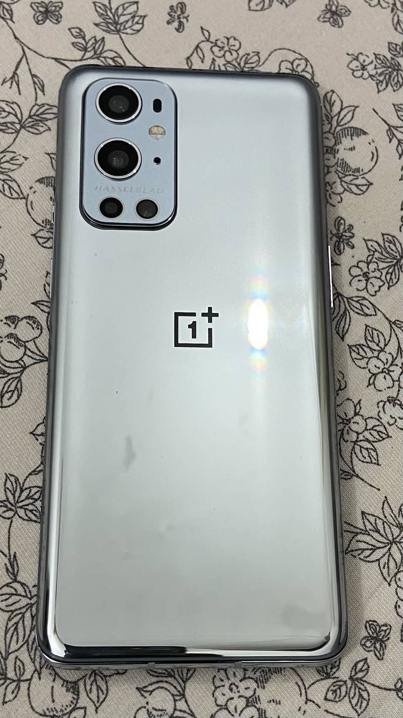 One Plus 9 Pro 4