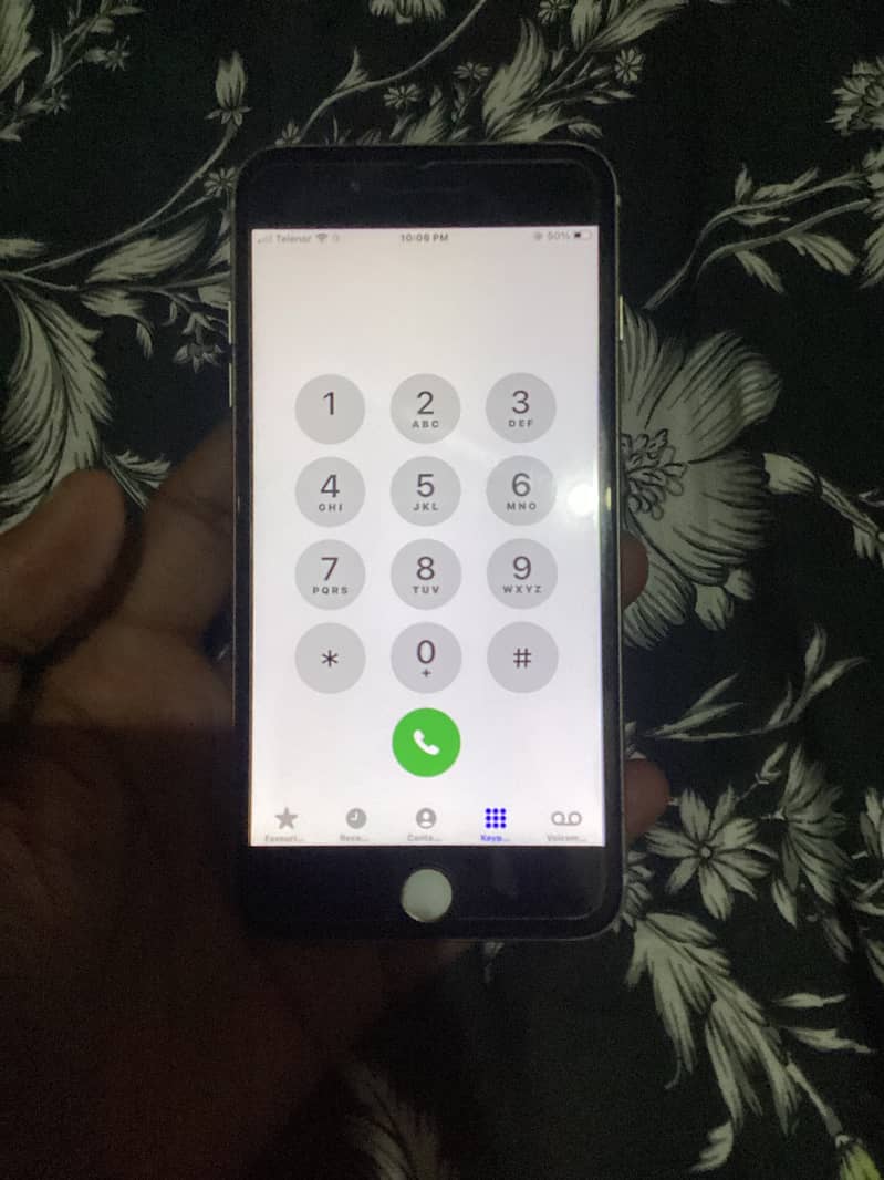 Apple iPhone 7 Plus 2