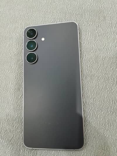 Samsung Mobile S25 FE 3 Months used