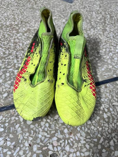 original puma shoes without laces