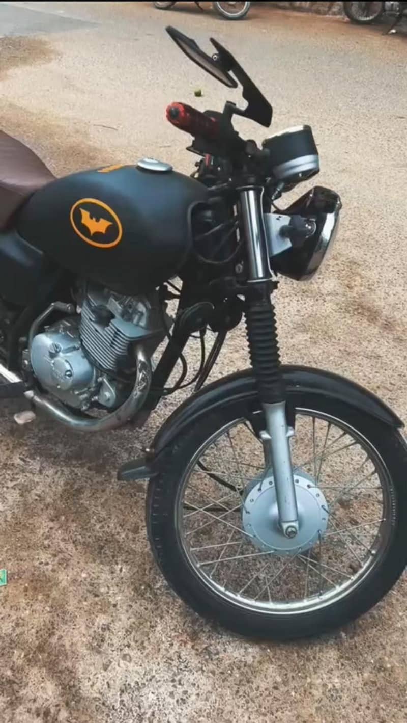GS 150 BATMAN THEME MODIFIED 3