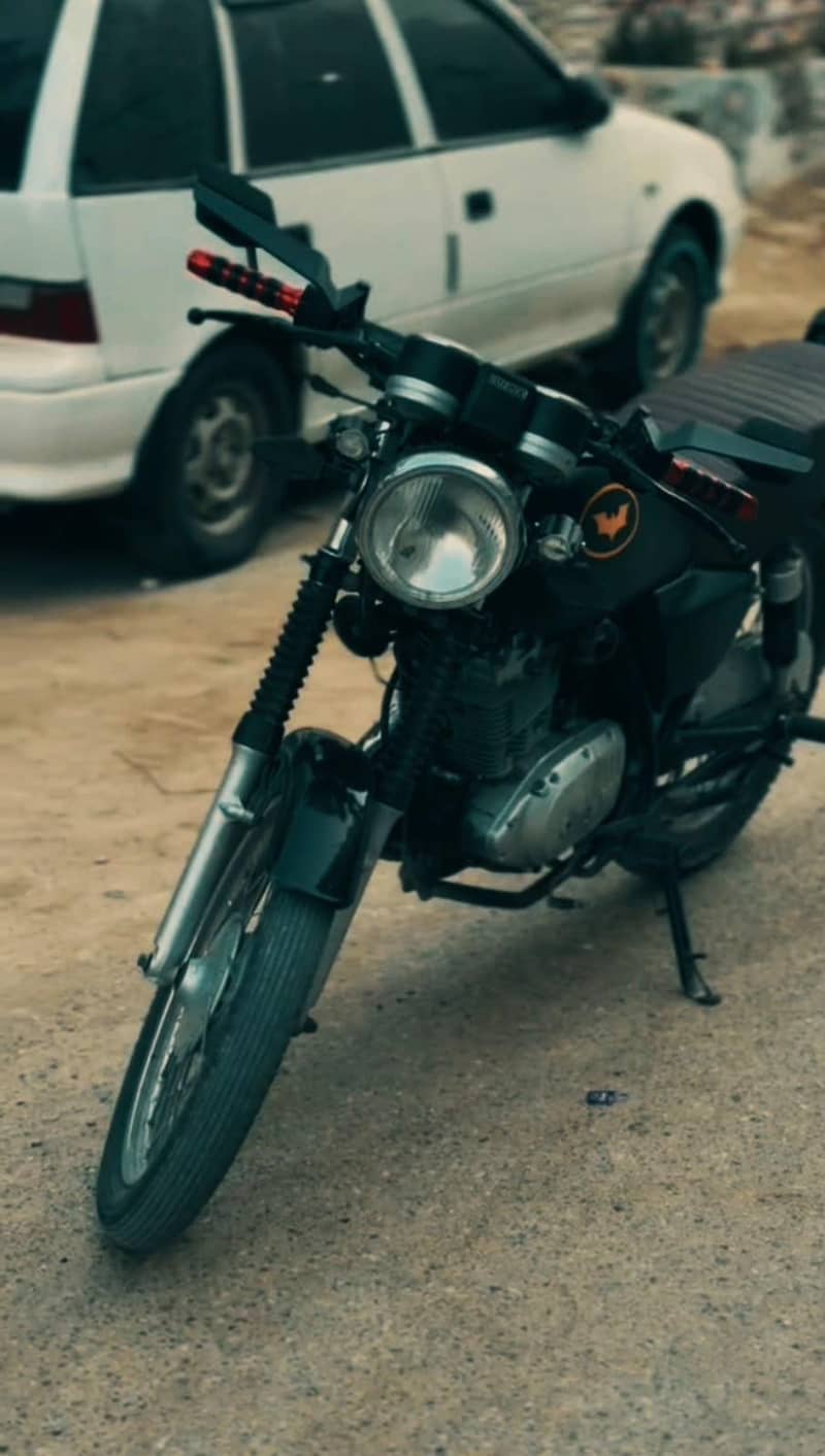 GS 150 BATMAN THEME MODIFIED 4