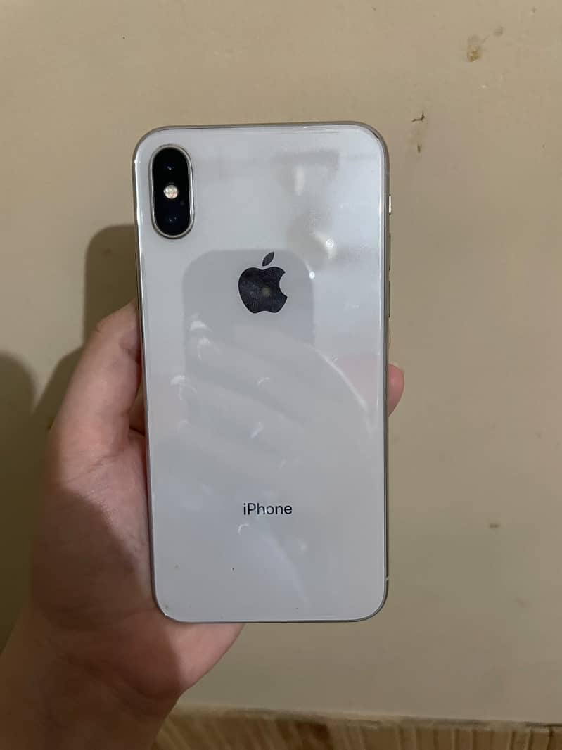 Apple iPhone X 4
