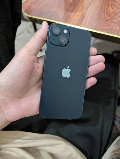 Apple iPhone 13 jv