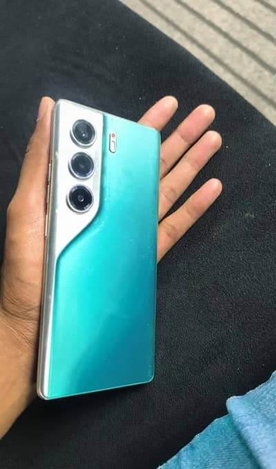Tecno CAMON 40 Pro exchange possible