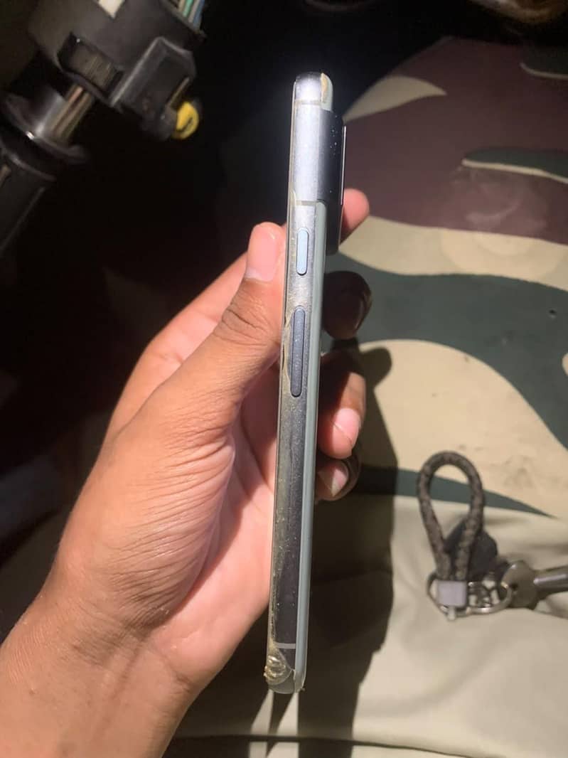 Google Pixel 8 3