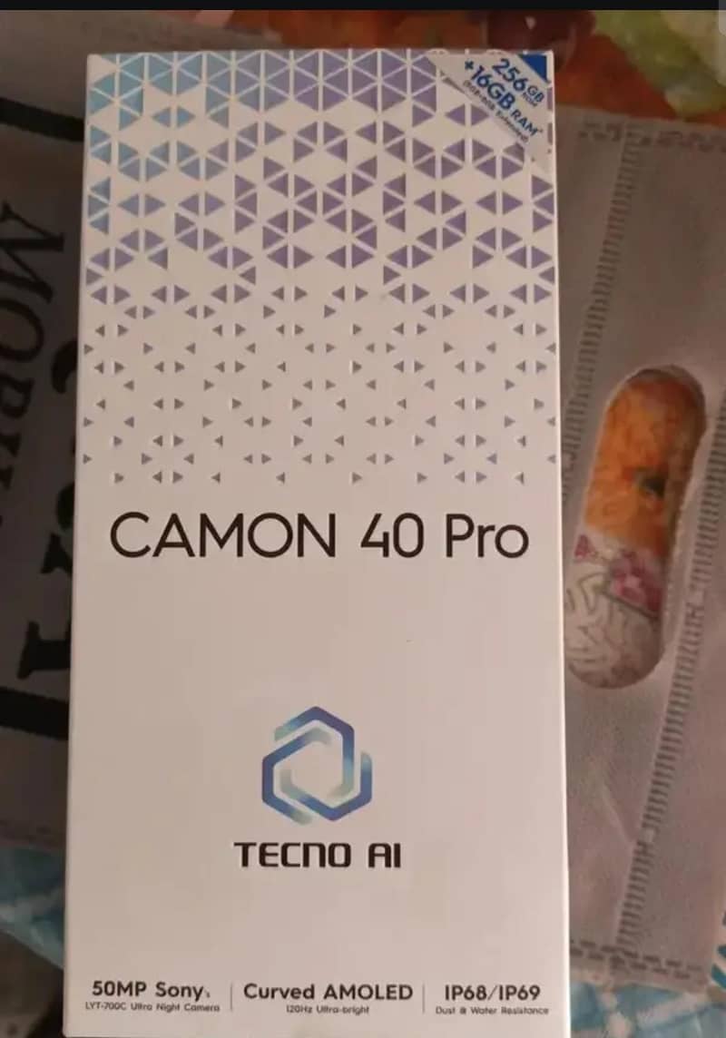 Tecno CAMON 40 Pro 0