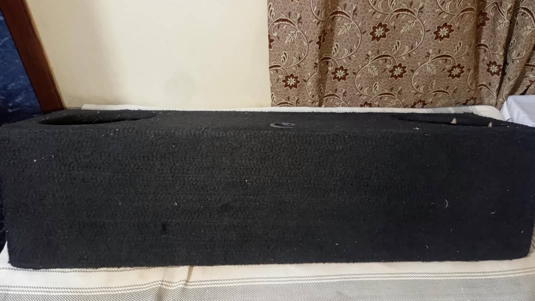 speaker box 1