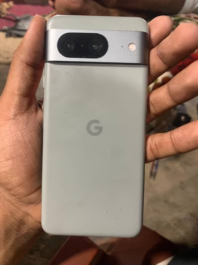Google Pixel 8