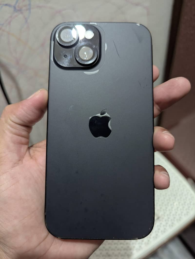 Apple iPhone 15 2