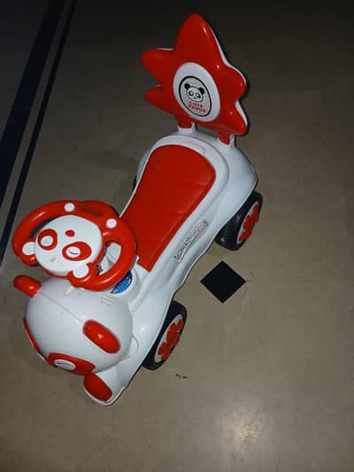 assalamualaikum ye bacho ki choti si car hai is ko sell karna hia koi