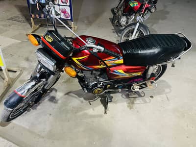 Honda 125 2010 model sale ke liye available hai