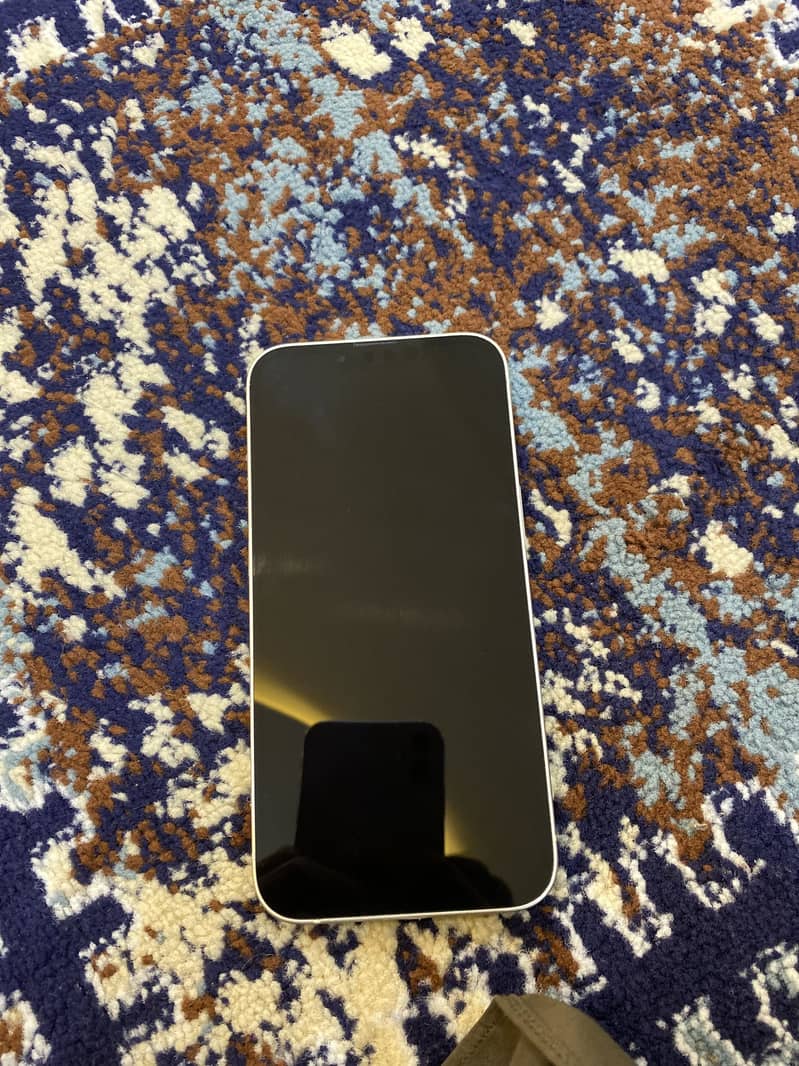 Apple iPhone 13 3