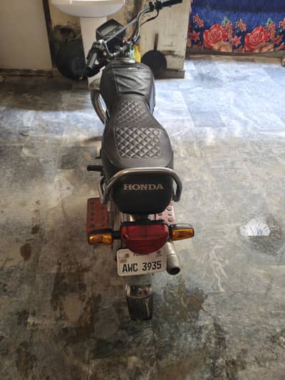 Honda CD 70 Black