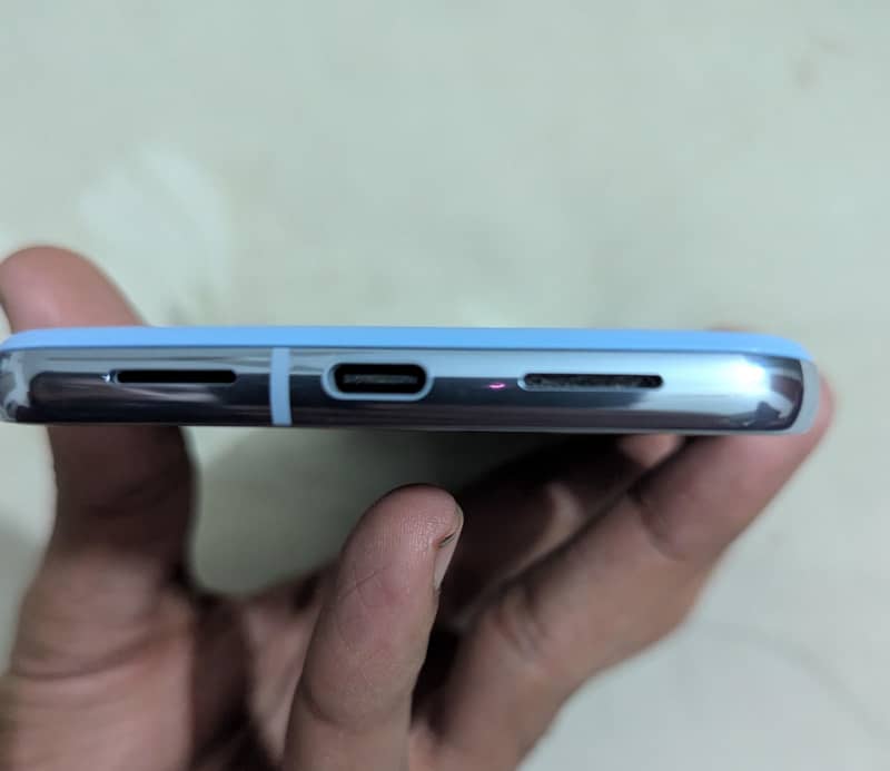 Google Pixel 8 Pro 5